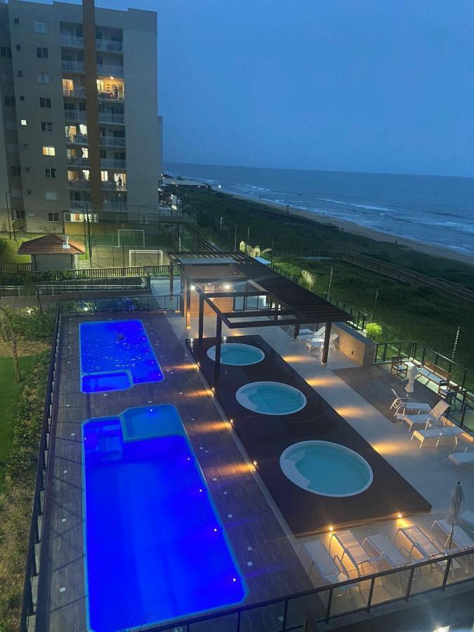 Apartamento pé-na-areia em condomínio fechado Barra Velha (Santa Catarina) Exterior foto